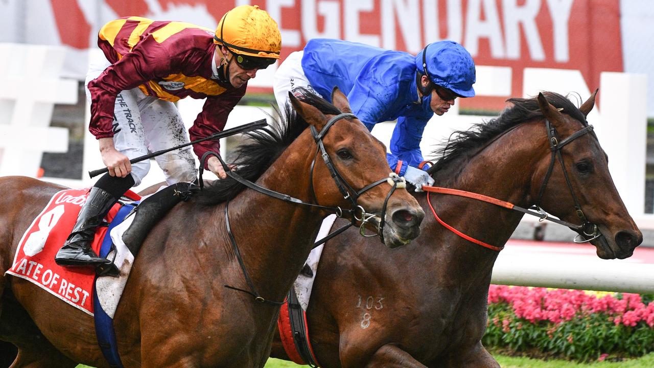 O’Brien can get a line on Raise You’s Queen Elizabeth rival, Anamoe (right), through Cox Plate winner State Of Rest (left). Picture: Getty Images