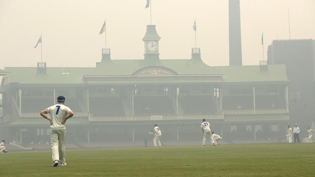 Sydney or Delhi? Smoke blankets the Sydney Cricket Ground. Picture. Phil Hillyard