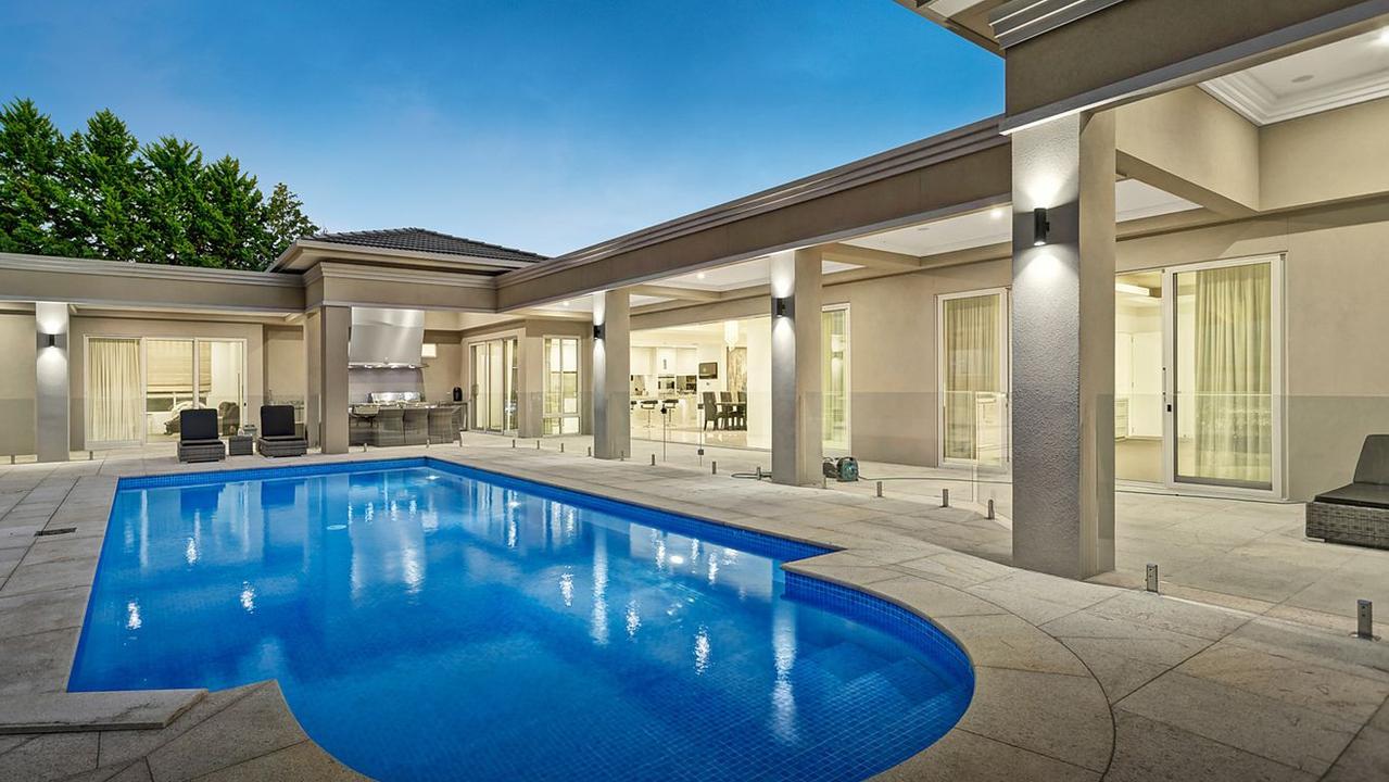 Melbourne real estate: Million dollar homes in Melbourne’s suburbs ...