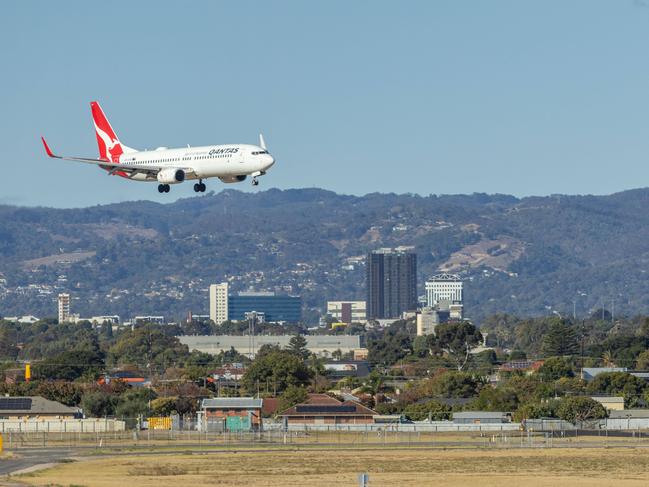 Hundreds of Qantas engineers will strike on Friday morning over alleged pay disputes. Picture: NCA NewsWire / Ben Clark