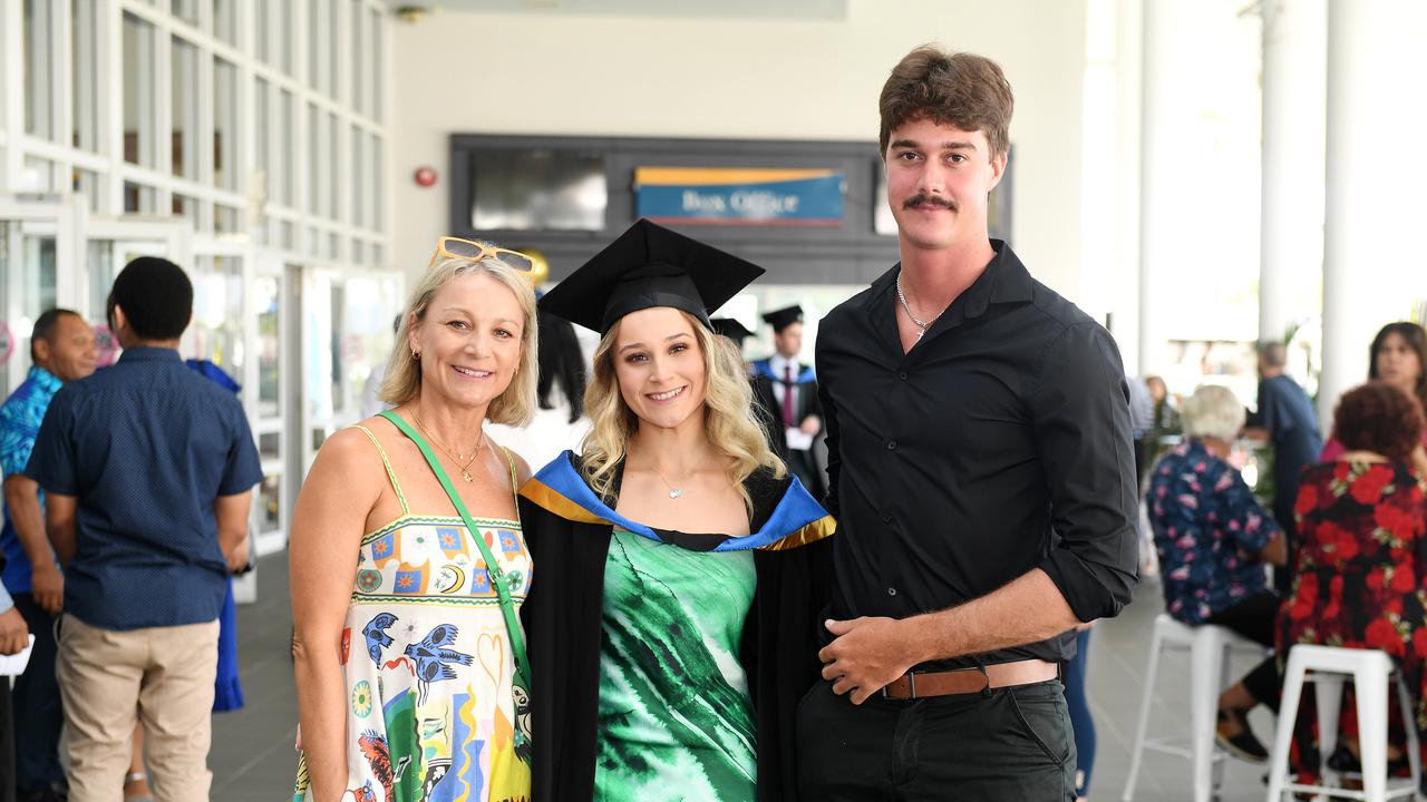 Rachael Scott, Paris Reeves and Cooper Scott at the James Cook University 2023 Graduation. Picture: Shae Beplate.