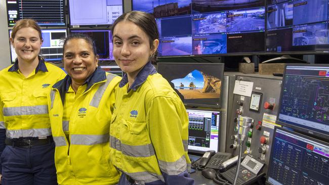 BlueScope Steel workers Tegan Craddock, Kamini Wijekulasuriya and Alanah Hunter. Picture: Simon Bullard