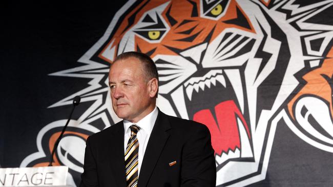 Tim Sheens jas rejoined the Tigers.