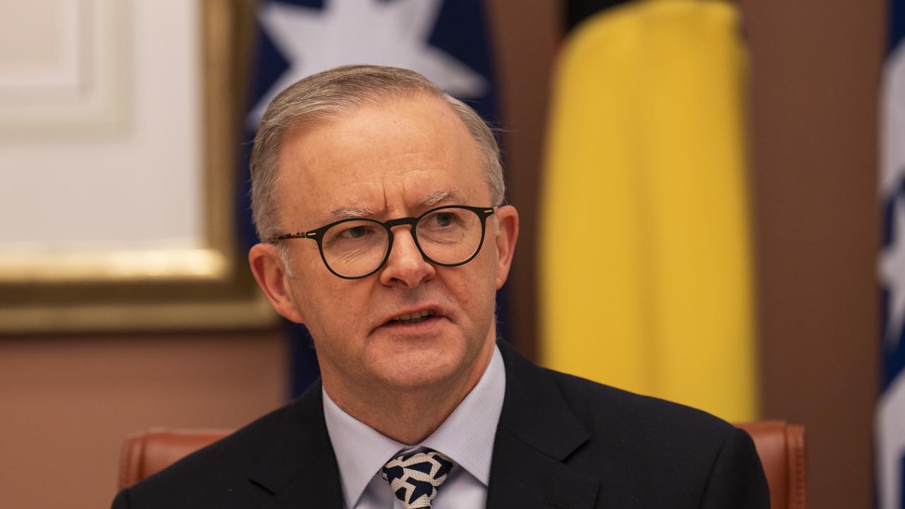 Prime Minister Anthony Albanese says expansions to the Parliamentary Library would help fill the shortfalls caused by the cuts to Independents’ staffing. Picture: NCA NewsWire / Martin Ollman