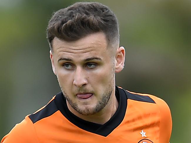 BRISBANE, AUSTRALIA - FEBRUARY 22: Macaulay Gillesphey of the Roar in action during the round 20 A-League match between the Brisbane Roar and Perth Glory at Suncorp Stadium on February 22, 2020 in Brisbane, Australia. (Photo by Albert Perez/Getty Images)