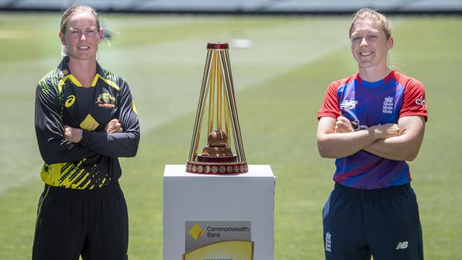 Meg Lanning and Heather Knight are ready to lead their teams into battle.