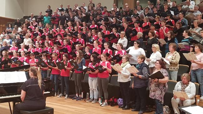 Voices of Birralee Choir provides the backing tracks for the Hope Sings Choir which performs a range of well-known songs including Amazing Grace.