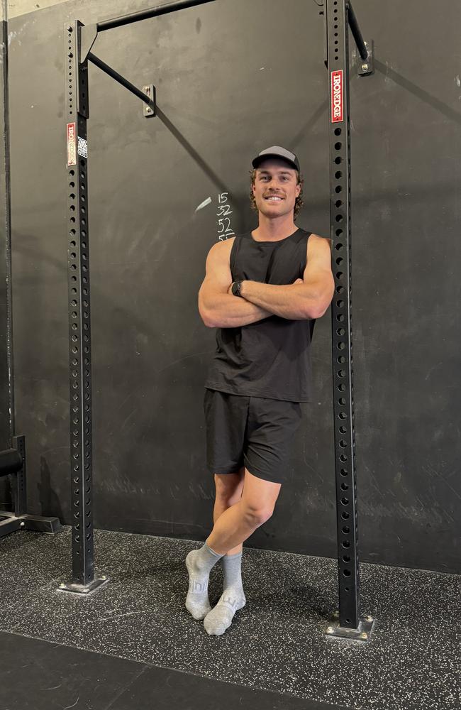 Matt LaFontaine training for the pull-up challenge.