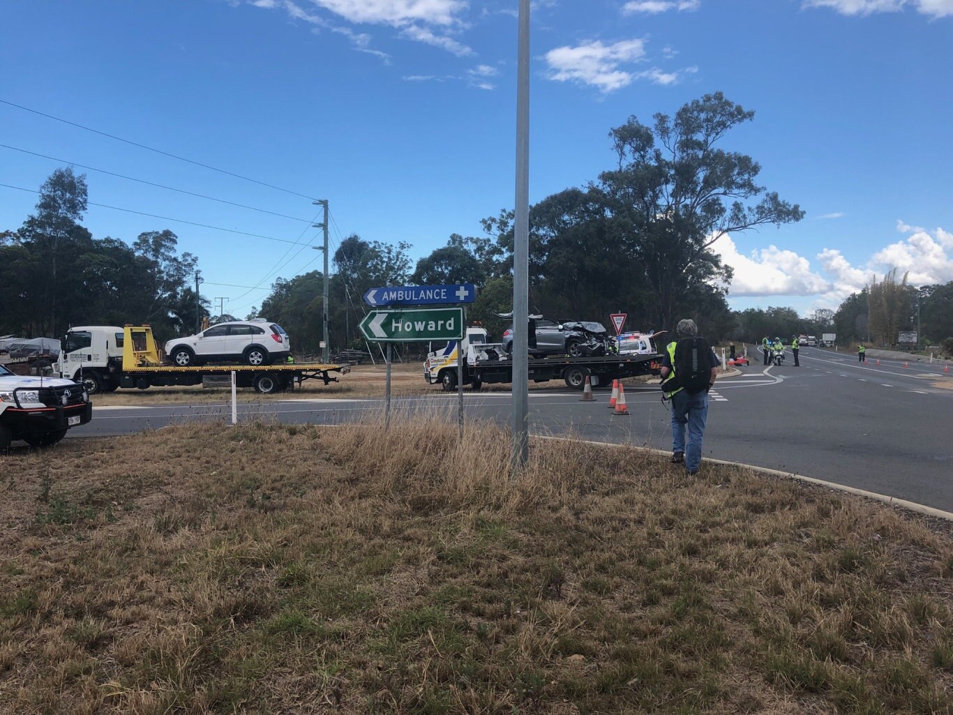 The scene of a two-car crash at the intersection of the Burce Hwy and Thomas St in Howard about 12.15pm.