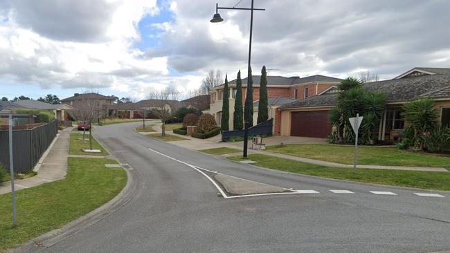 A man was allegedly stabbed after a group of men broke into a house in McNair Ct, Berwick about 2am on July 12. Picture: Google Street View.