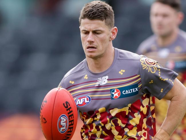 BRISBANE, AUSTRALIA - APRIL 23: Dayne Zorko of the Lions warms up during the 2023 AFL Round 07 match between the Brisbane Lions and the Fremantle Dockers at The Gabba on April 29, 2023 in Brisbane, Australia. (Photo by Russell Freeman/AFL Photos via Getty Images)