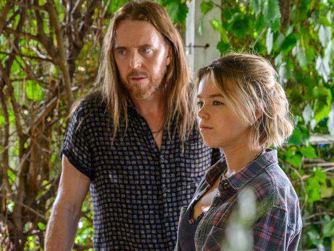 Minchin and Alcock play the unlikely duo of Lucky and Meg in Upright.