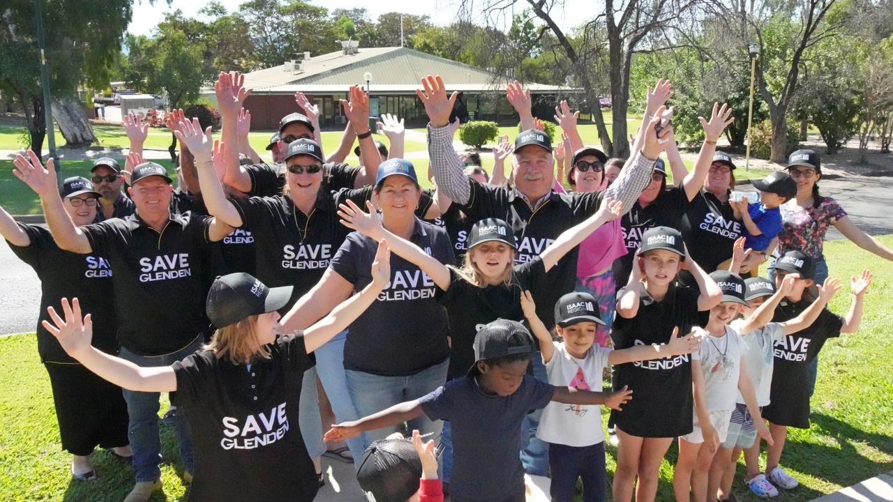 Residents of Glenden celebrating. Photo: Carenda Jenkin/Isaac Regional Council.