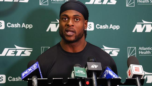 EAST RUTHERFORD, NEW JERSEY - OCTOBER 16: Davante Adams #17 of the New York Jets speaks to members of the media at the Atlantic Health Jets Training Center on October 16, 2024 in Florham Park, New Jersey. (Photo by Ed Mulholland/Getty Images)