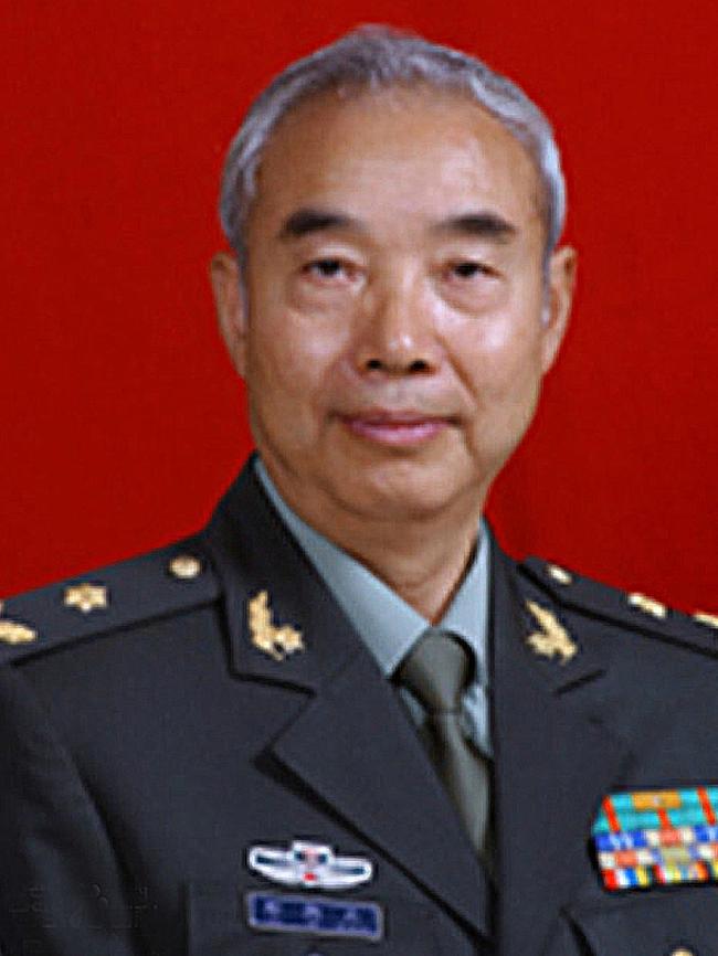 Xu Dezhong.