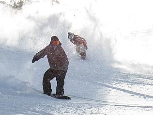 Aussies Over Summer - Snow Pics