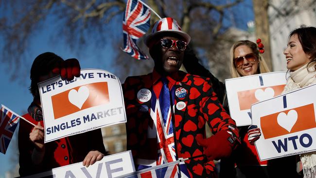 Brexiteers demonstrate outside Downing Street before the vote. Picture: AFP