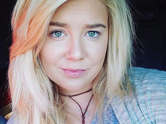 Supplied undated image obtained Monday, May 1, 2017 of Adelaide woman Cassie Sainsbury who has been arrested on drugs charges in Colombia. ainsbury, 22, is facing up to 25 years in jail after being arrested for allegedly carrying 5.8kg of cocaine concealed in her luggage as she tried to fly home to Australia on April 11 from at El Dorado International Airport in Bogota. (AAP Image/Facebook) NO ARCHIVING, EDITORIAL USE ONLY