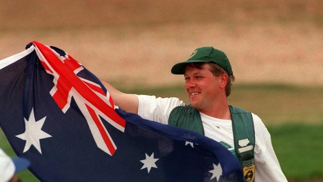 Australian shooting great Russell Mark has stepped in to rescue their Paris campaign.