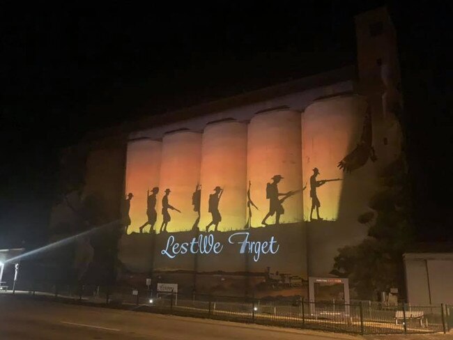 Caption: Karoonda Council in SA commemorated Anzac Day with projections on Silos. Photo credit: Karoonda Silo Art FB page