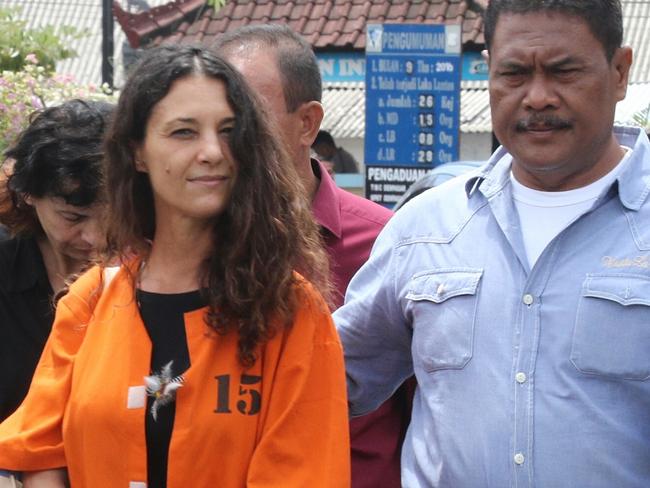 BALI 27 SEPTEMBER 2016 .. Denpasar police move Sara Connor from the crime section cells to the main cells where her boyfriend David Taylor is detained. Picture: Lukman S.Bintoro