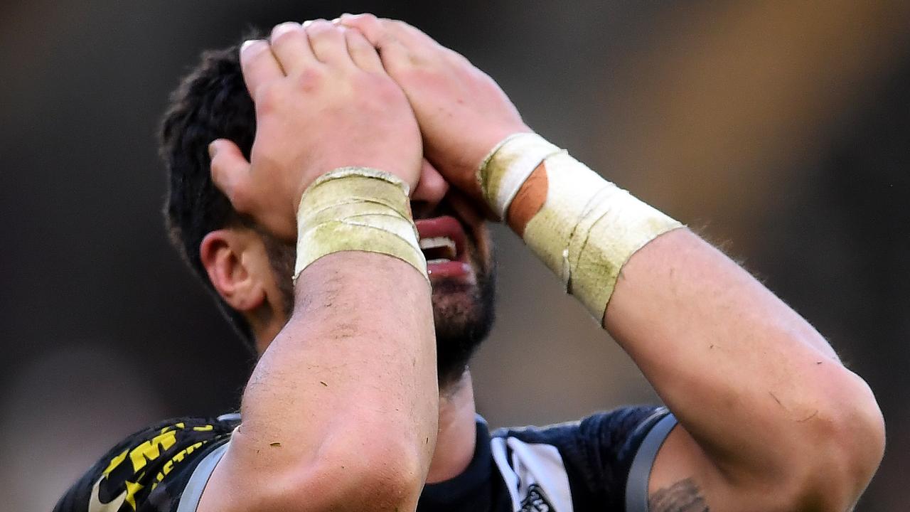Jesse Bromwich of New Zealand reacts during the International Series match between England and New Zealand at KCOM Stadium.