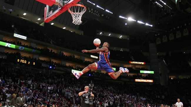 Nate Robinson of the New York Knicks goes up for a dunk in the Sprite Rising Stars Slam Dunk competition during 2016 NBA All-Star Weekend. Picture: Ronald Martinez/Getty Images