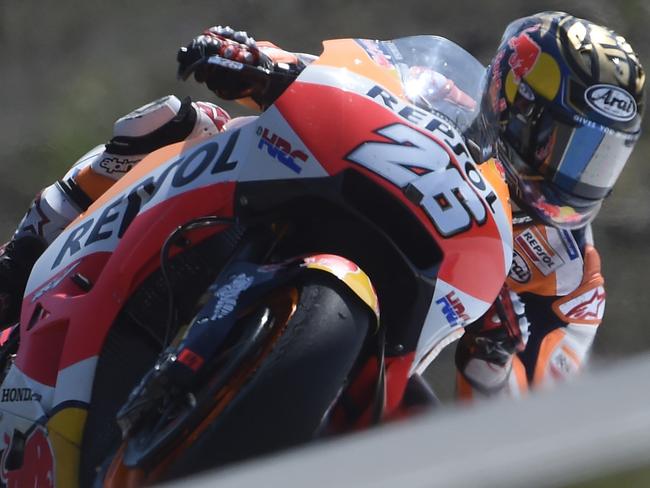 Repsol Honda MotoGP Team's Spanish rider Dani Pedrosa rides his Honda during a free practice session of the Moto GP Grand Prix of the Czech Republic in Brno on August 3, 2018.  / AFP PHOTO / Michal CIZEK