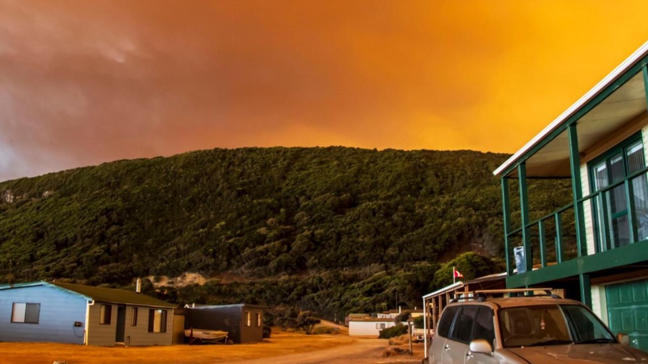 ‘Volcanic’: Aussies battle raging fires