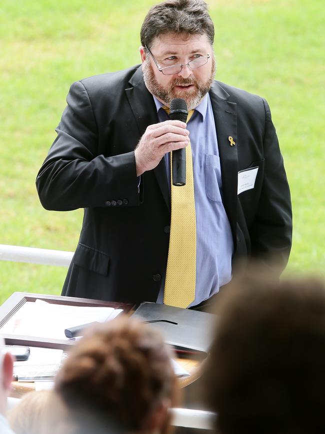 Peter Frazer, from the SARAH Foundation, talks to students, at the RYDA safety program. Photo: Peter Clark