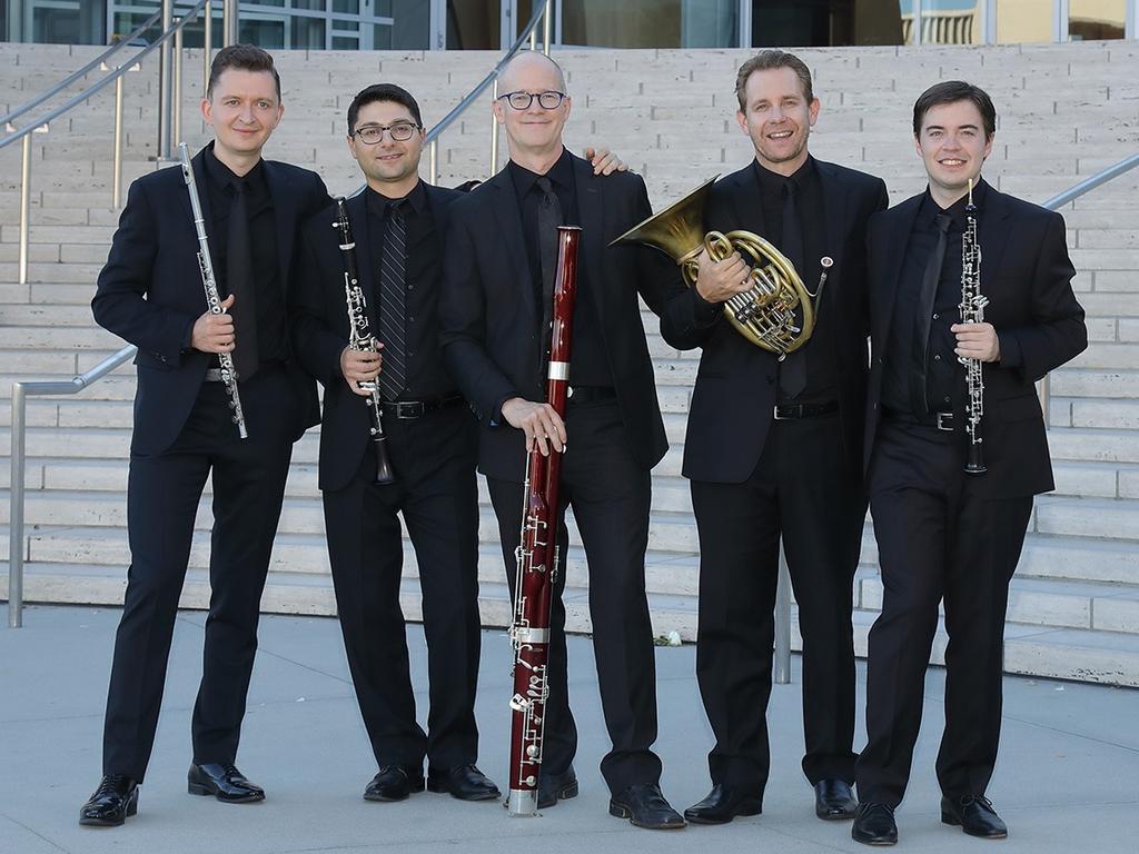 Los Angeles Philharmonic Wind Quintet uses full palette of colours ...