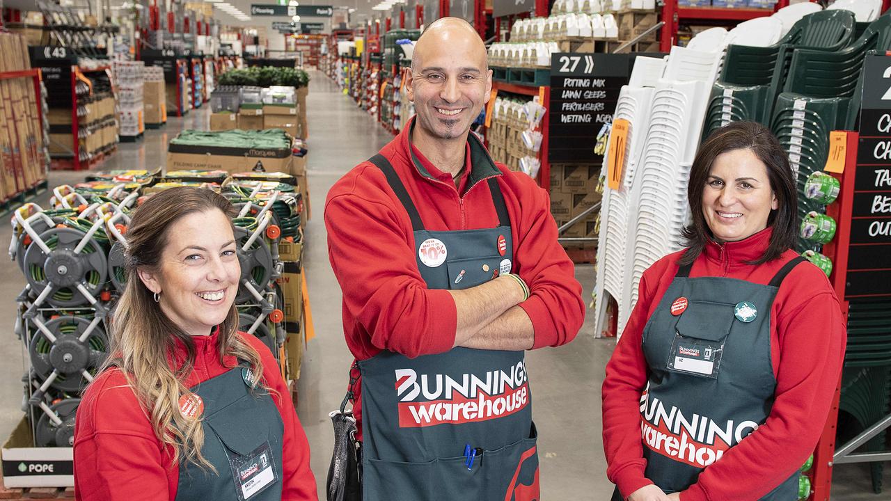 Bunnings Warehouse Oakleigh New 36m store opens Herald Sun