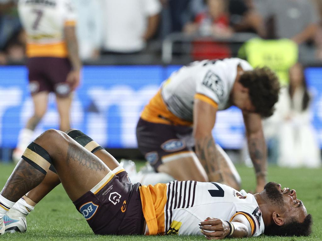 Ezra Mam is inconsolable after the grand final loss. Picture: Adam Head