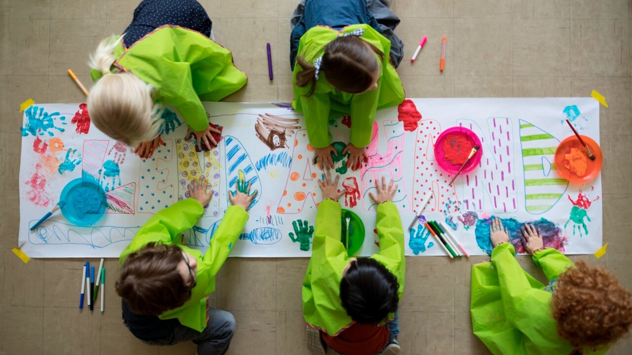 Industrial action shuts down around 1,000 childcare centres