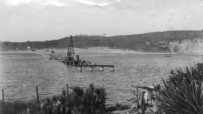 The Ocean St bridge under construction in November 1927. Picture Northern Beaches Library