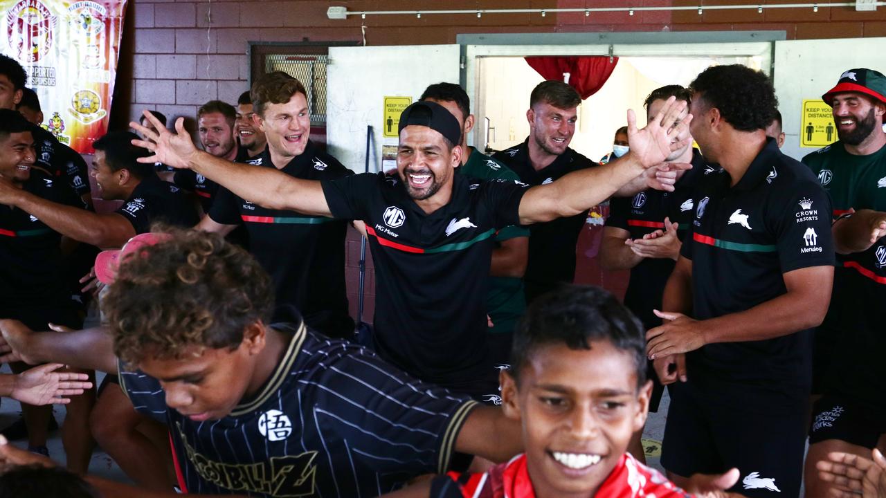 Cody Walker leads his team in a traditional dance in Cairns last weekend.