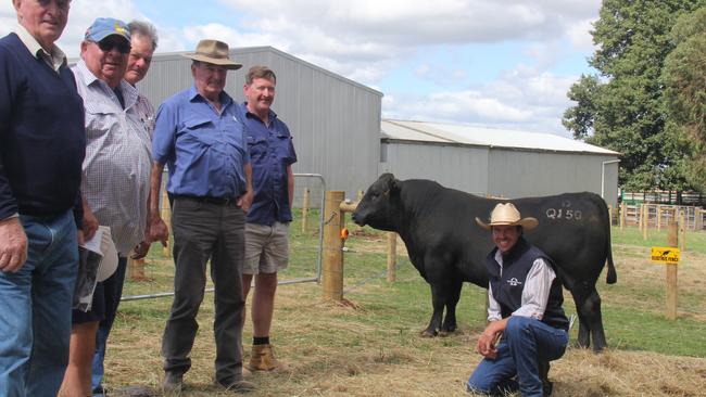 Willie Milne, Dennis Talbot, Bill Belfrage of Belfrage Pastoral, Russell Morton, Matthew Belfrage with Merlewood Innovation Q150 and farm manager Luke Buchanan. PICTURE: Supplied.