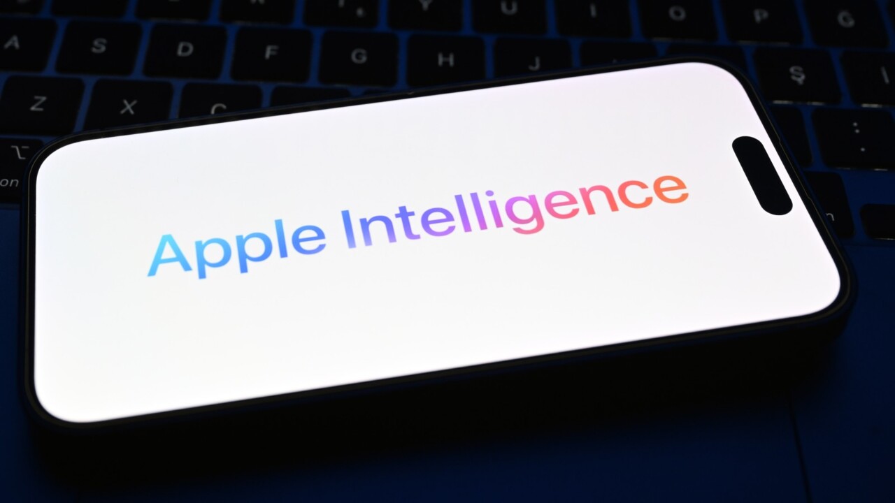 ‘Samsung will be laughing’: Apples introduces AI