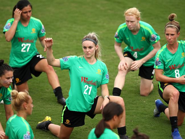 SYDNEY, AUSTRALIA - FEBRUARY 27: Ellie Carpenter of the Matildas and team mates stretch during an Australian Matildas training session at Leichhardt Oval on February 27, 2019 in Sydney, Australia. (Photo by Cameron Spencer/Getty Images)