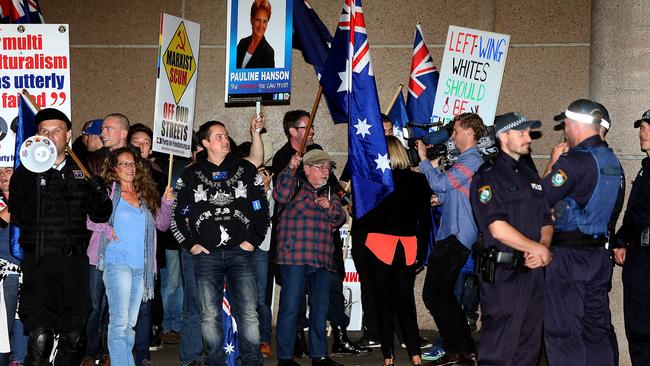 Protest groups face off over Pauline Hanson Q and A appearance | Daily ...