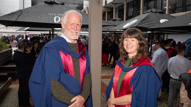 03-10-2023 Deakin University education graduations at the waterfront campus. Glenn Auld and Mandy Cooke