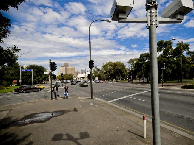 Red light/speed  camera on the corner of King William Road, and Sir Edwin Smith Ave, North Adelaide.