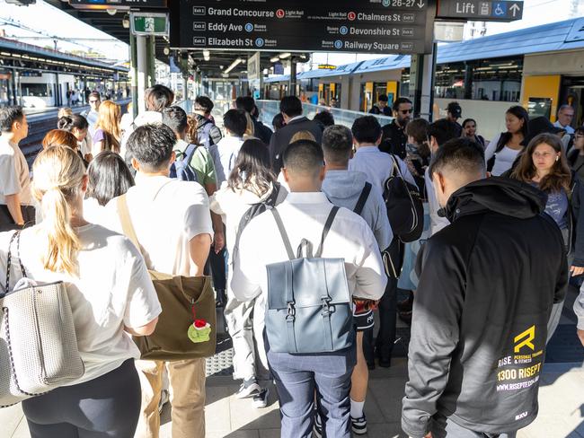 Crowded platforms at Central Station on Monday morning as hundreds of services were cancelled. Picture Thomas Lisson