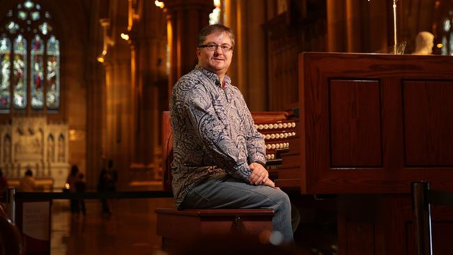 Melbourne composer and organist Calvin Bowman’s art songs feature on a double album on Decca.