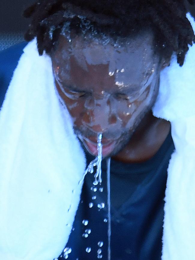 Gael Monfils does his best to cool down. Photo: AAP