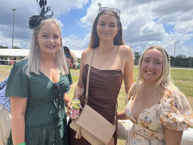 Ellie Wilson, Eve Gibbons and Dana Brims at the Torbanlea Picnic Races.