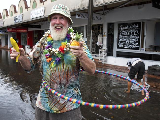 the Australian- Local iconic Byron Bay Busker Koolio entertains people after the flood waters start to subside. Fri 7th Feb 2020 Photo by Natalie Grono