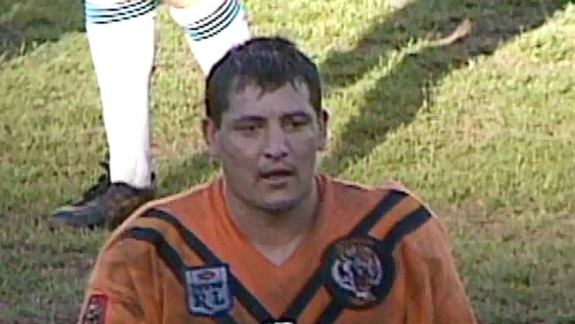 Balmain prop Steve Roach wants his old club back.