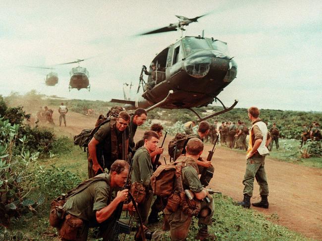 Australian/War/Memorial copy pic australian troops in vietnam move out of an operation - choppers aviation helicopter helicopters armed forces army firearms & weapons war AWM Neg EKN/671/130/VN
