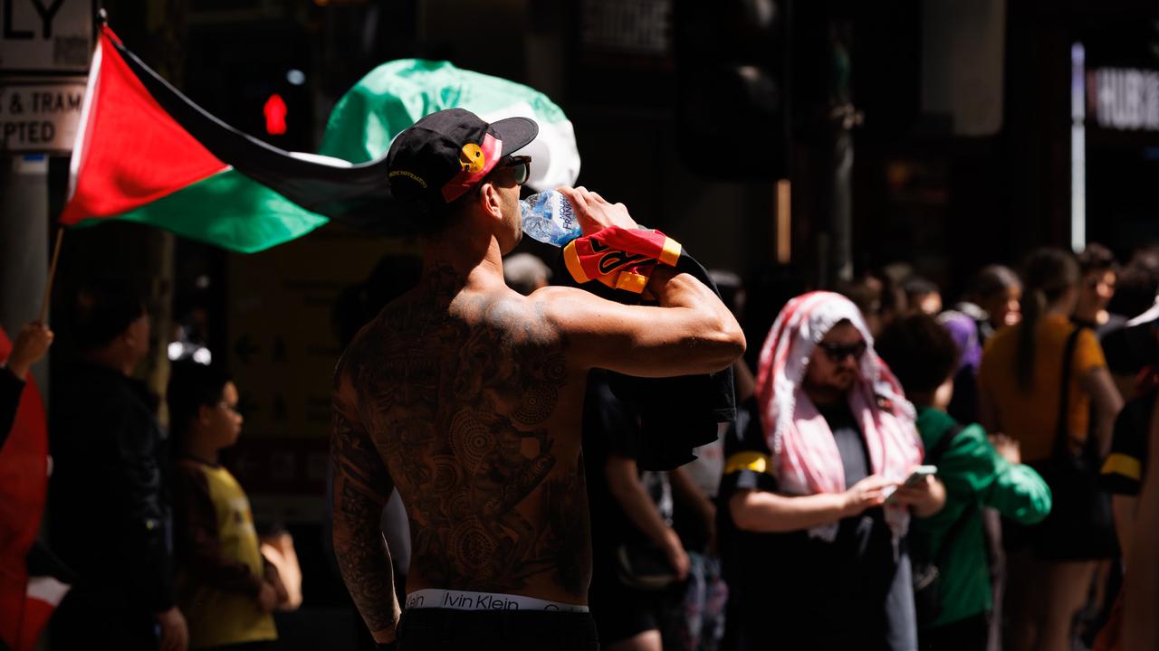 City protesters chant ‘all Zionists are terrorists’